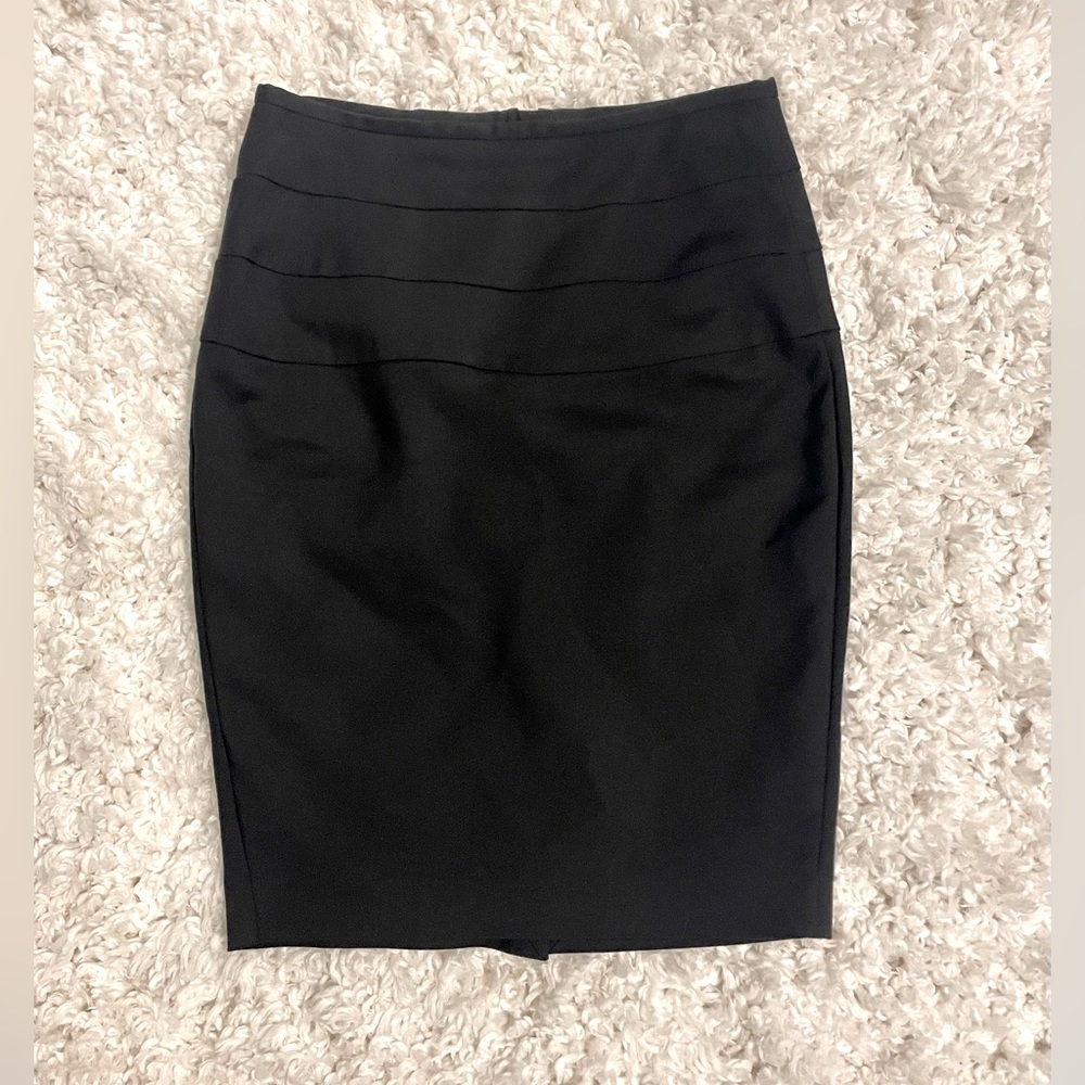 Zara Basics black pencil skirt size small
